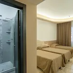 Hotel Boomerang 3*
