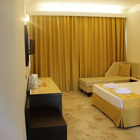 Boomerang Roma 3* La Massimina-Casal Lumbroso