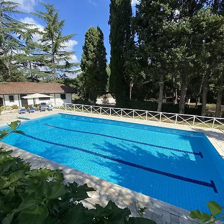 Boomerang Hotel