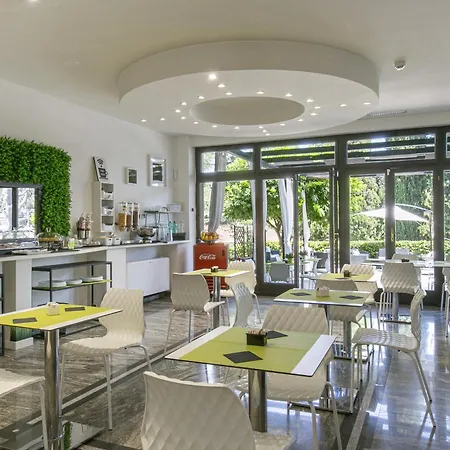 Hotell Boomerang Roma La Massimina-Casal Lumbroso