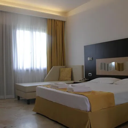 Boomerang Roma 3*