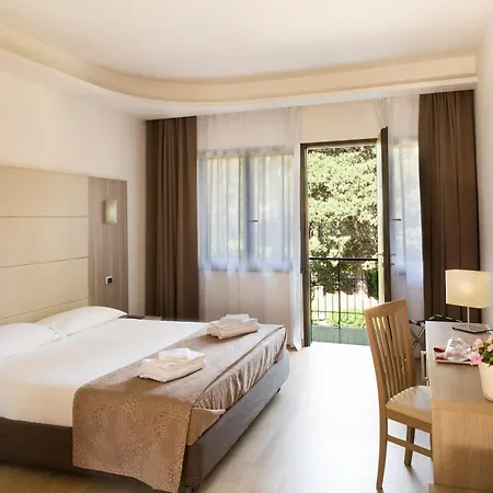 Hotel Boomerang 3*