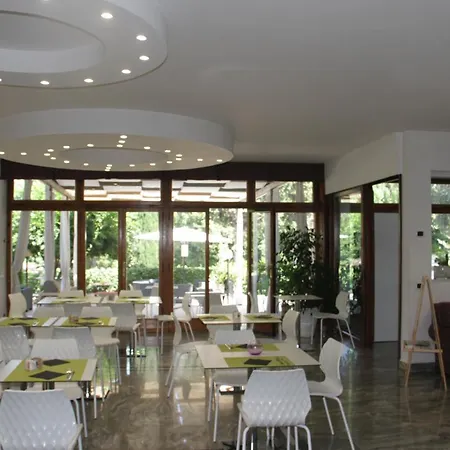 Hotel Boomerang 3*