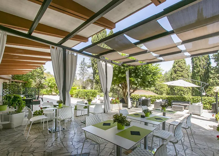 Boomerang Hotel La Massimina-Casal Lumbroso