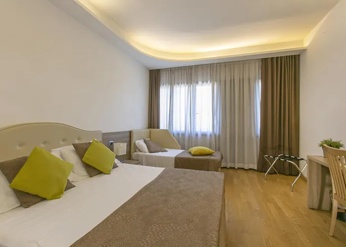 Boomerang Hotel La Massimina-Casal Lumbroso