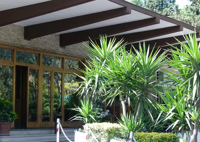 Hotel Boomerang La Massimina-Casal Lumbroso